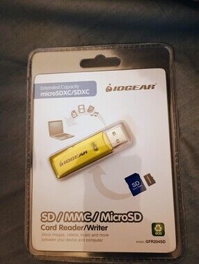 Bundle of 5 IOGEAR SD / MMC / MicroSD Card Readers GFR204SD — New